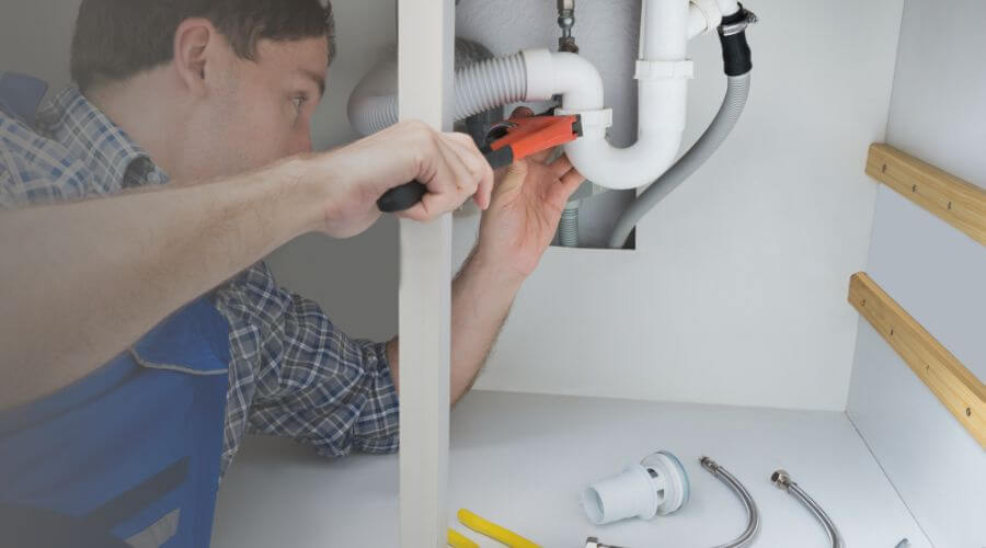 Expert burst pipe repair services in Bergholz, OH